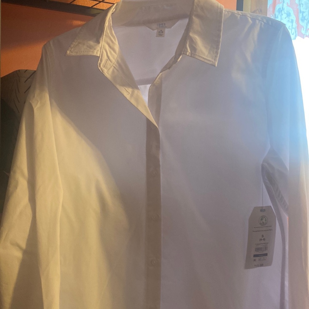 White Dress Shirt Women’s size Small 4-6